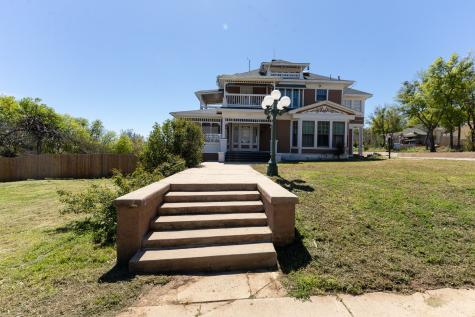 1115 Austin Street Coleman TX 76834