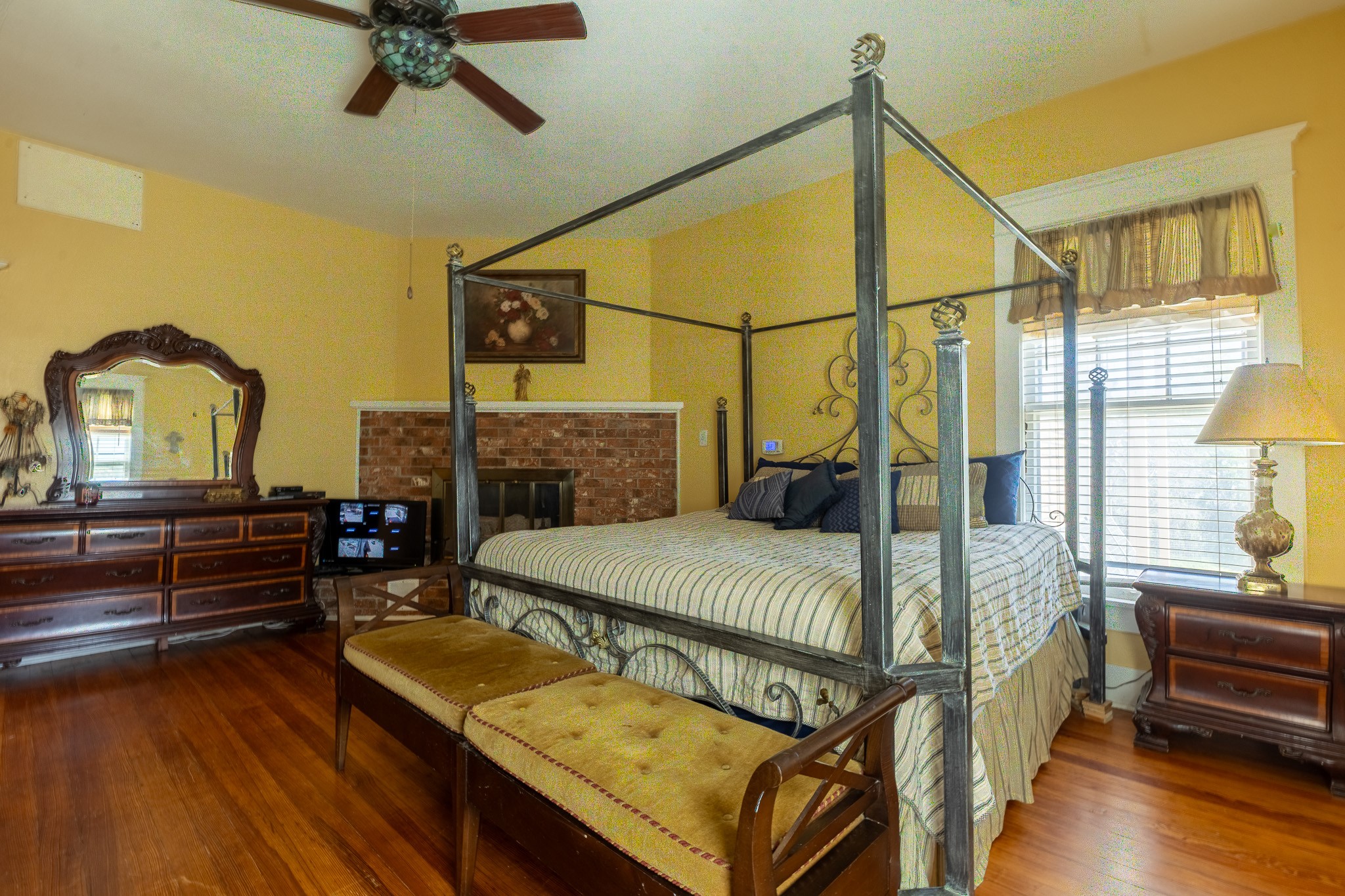 1115 Austin Street Coleman TX 76834