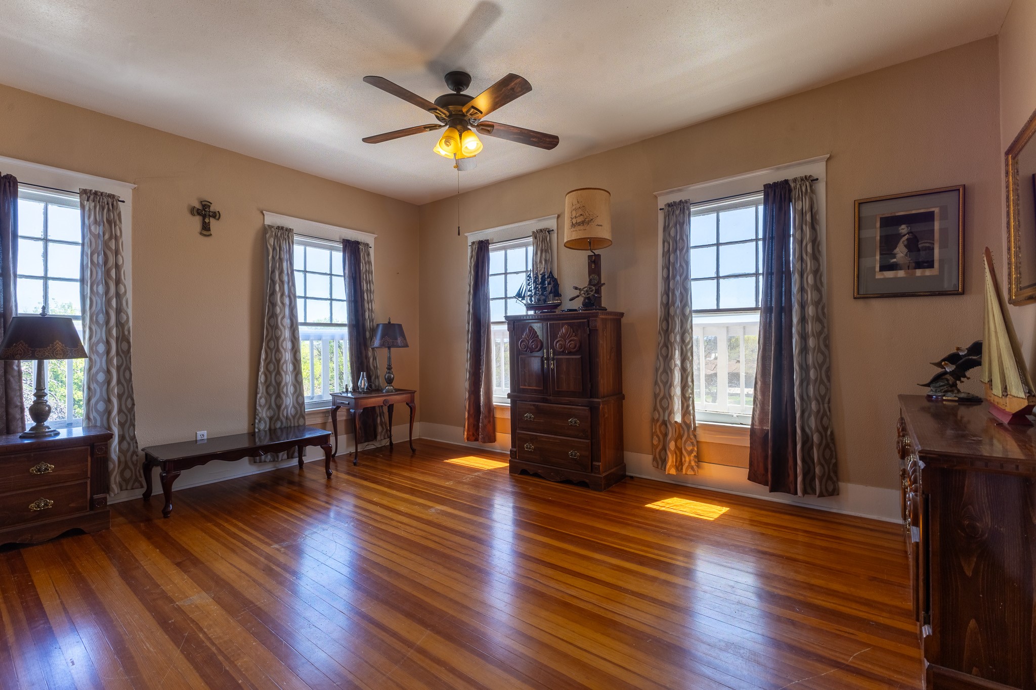 1115 Austin Street Coleman TX 76834