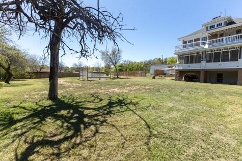 1115 Austin Street Coleman TX 76834