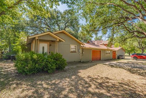 235 Cogdell Street Granbury TX 76048