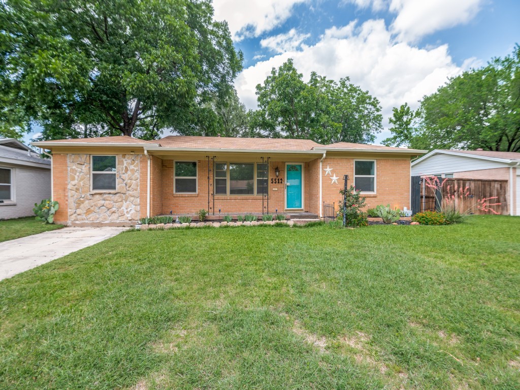 5512 Dennis Avenue Fort Worth TX 76114