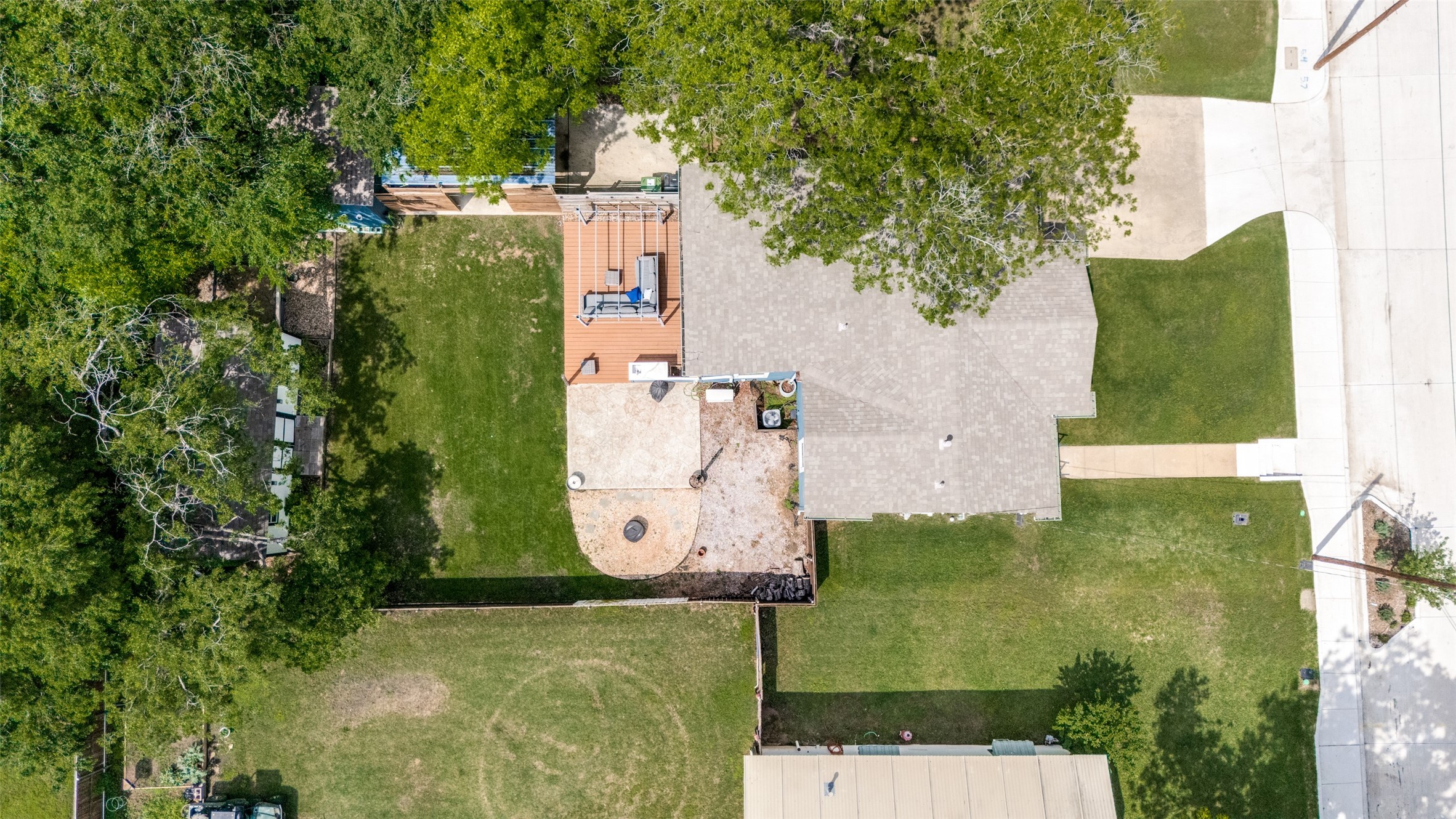 220 W College Street Lewisville TX 75057