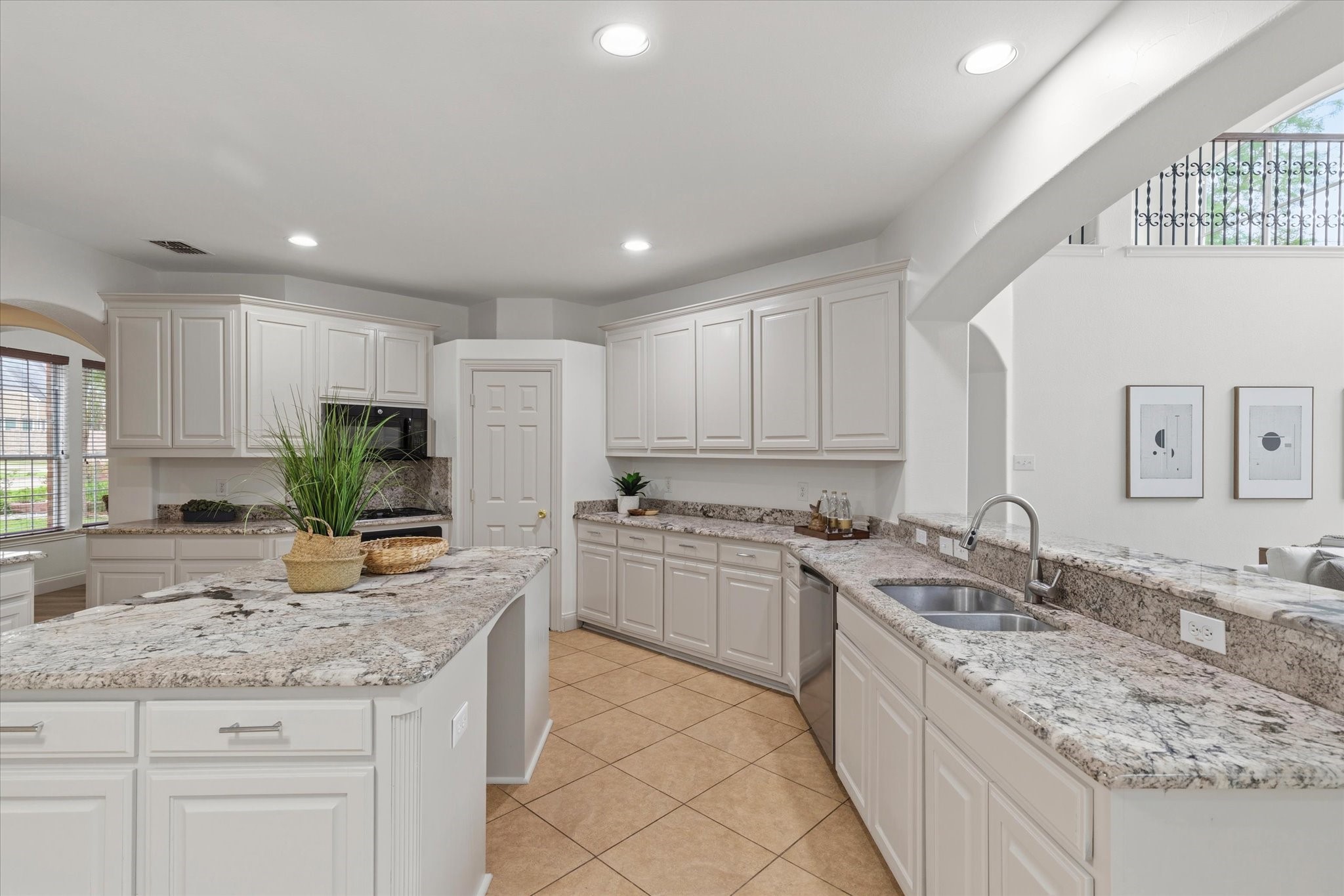 1909 Wind Lake Circle Garland TX 75040