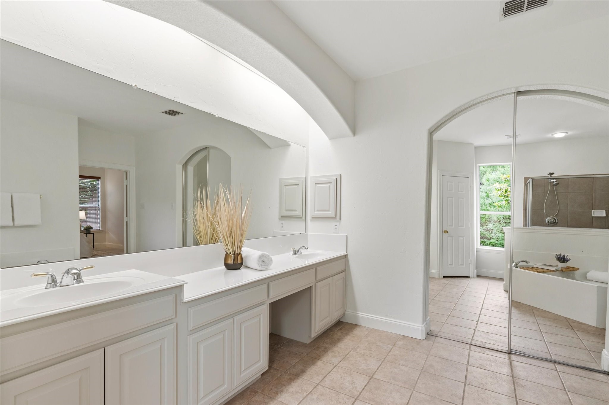 1909 Wind Lake Circle Garland TX 75040