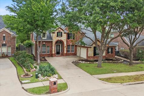 1909 Wind Lake Circle Garland TX 75040