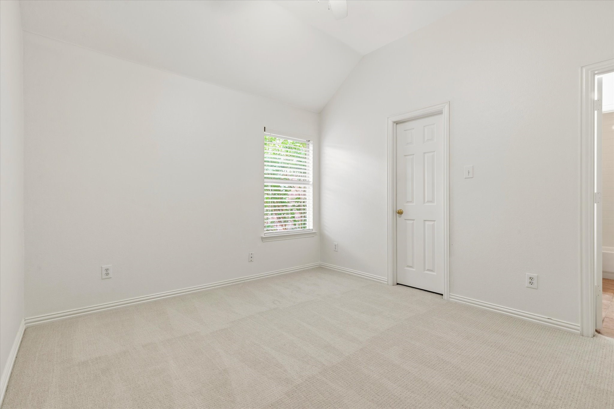 1909 Wind Lake Circle Garland TX 75040