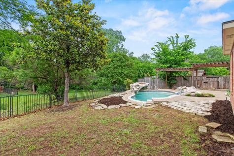 1909 Wind Lake Circle Garland TX 75040