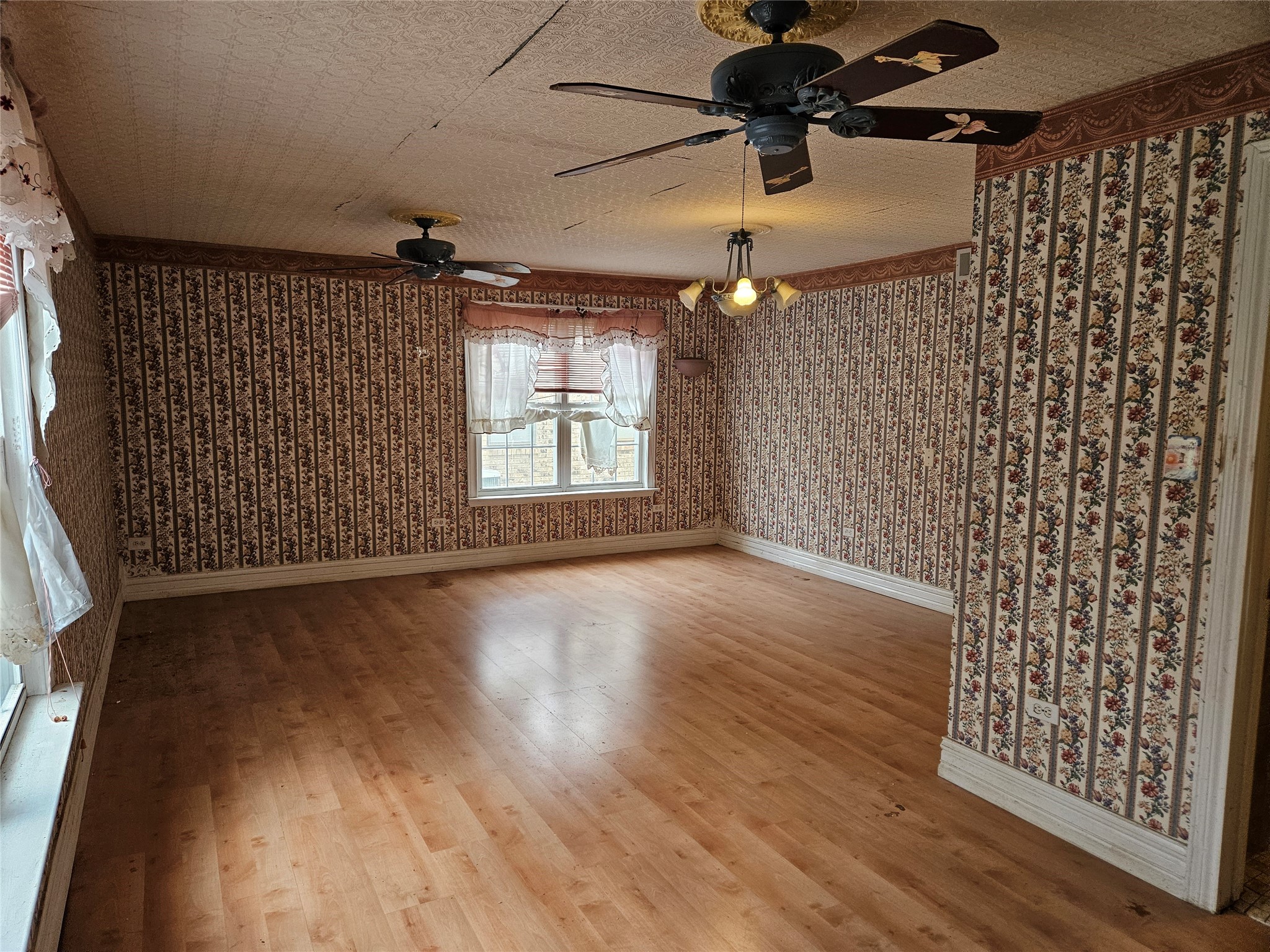 716 Dogwood Street Robinson TX 76706