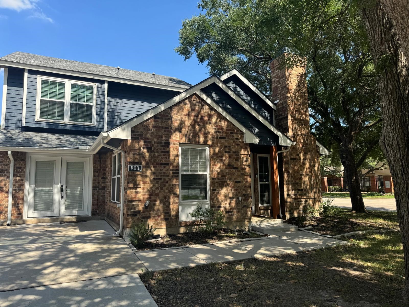 800 Spicewood Court Irving TX 75063