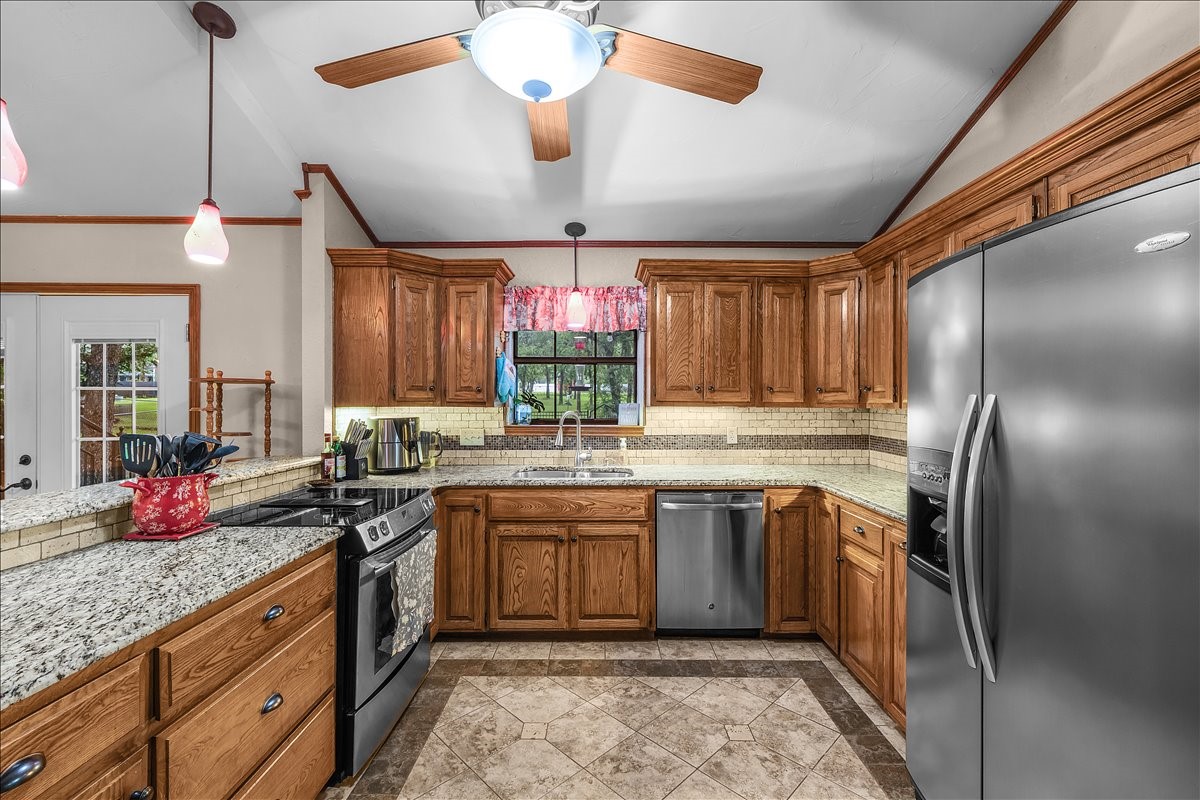 220 Annetta Willow Park TX 76087
