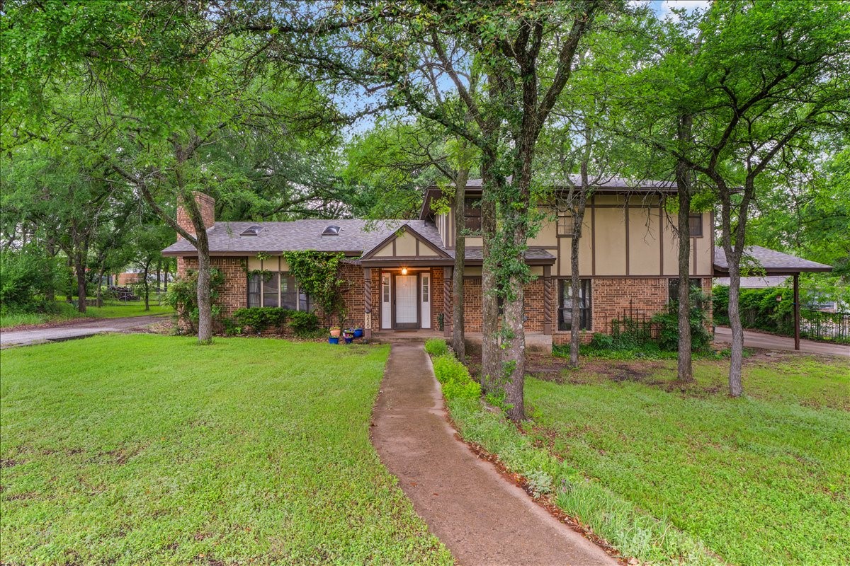 220 Annetta Willow Park TX 76087