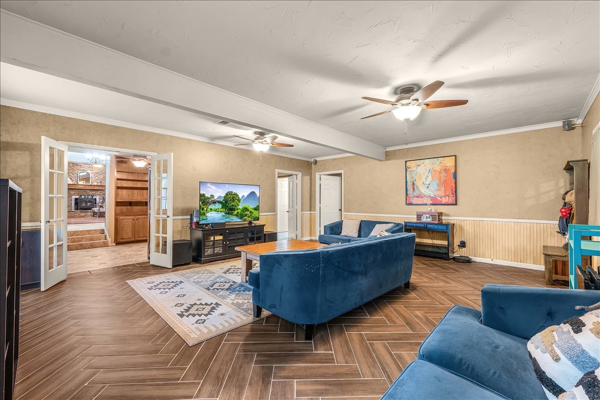 220 Annetta Willow Park TX 76087