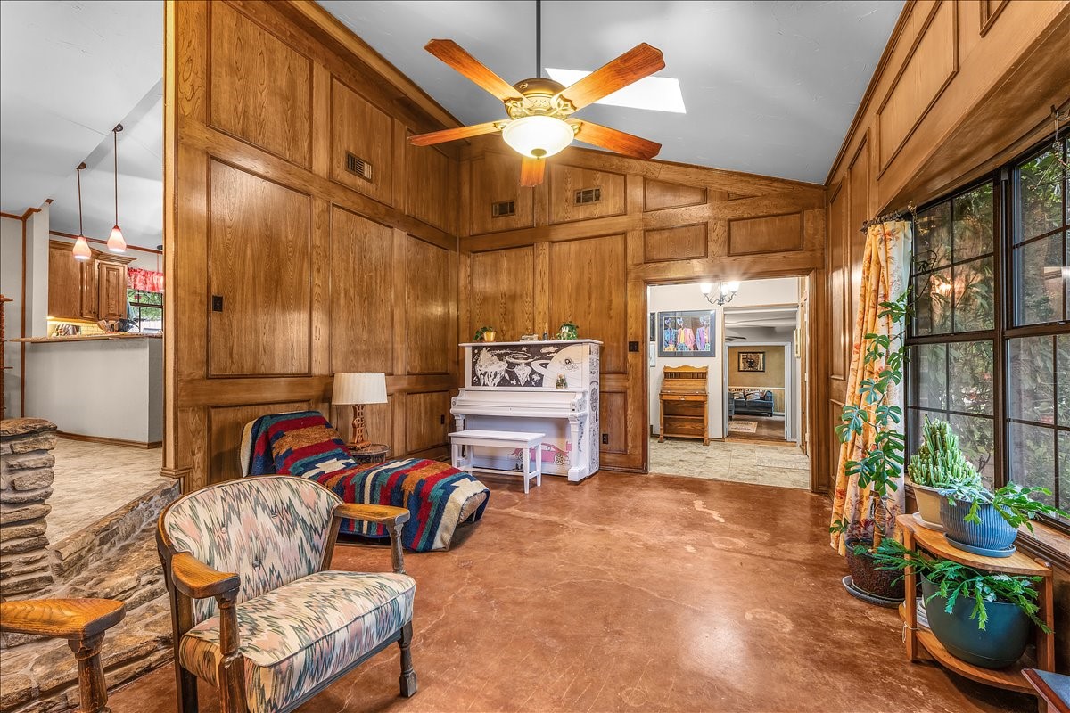 220 Annetta Willow Park TX 76087