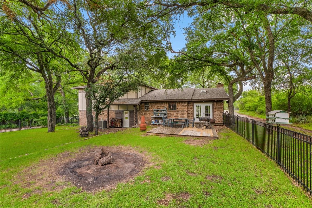 220 Annetta Willow Park TX 76087