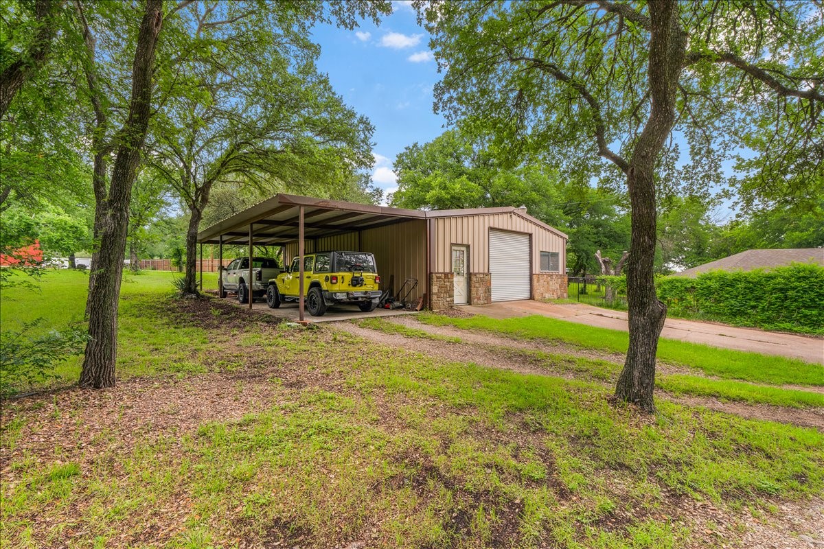 220 Annetta Willow Park TX 76087