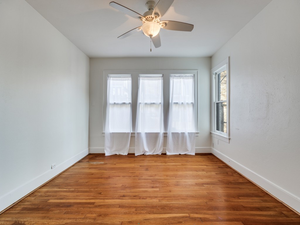 6931 Lindsley Avenue Dallas TX 75223