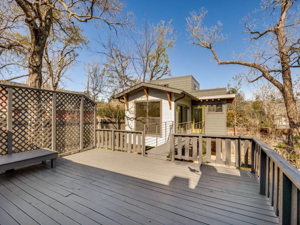 6931 Lindsley Avenue Dallas TX 75223