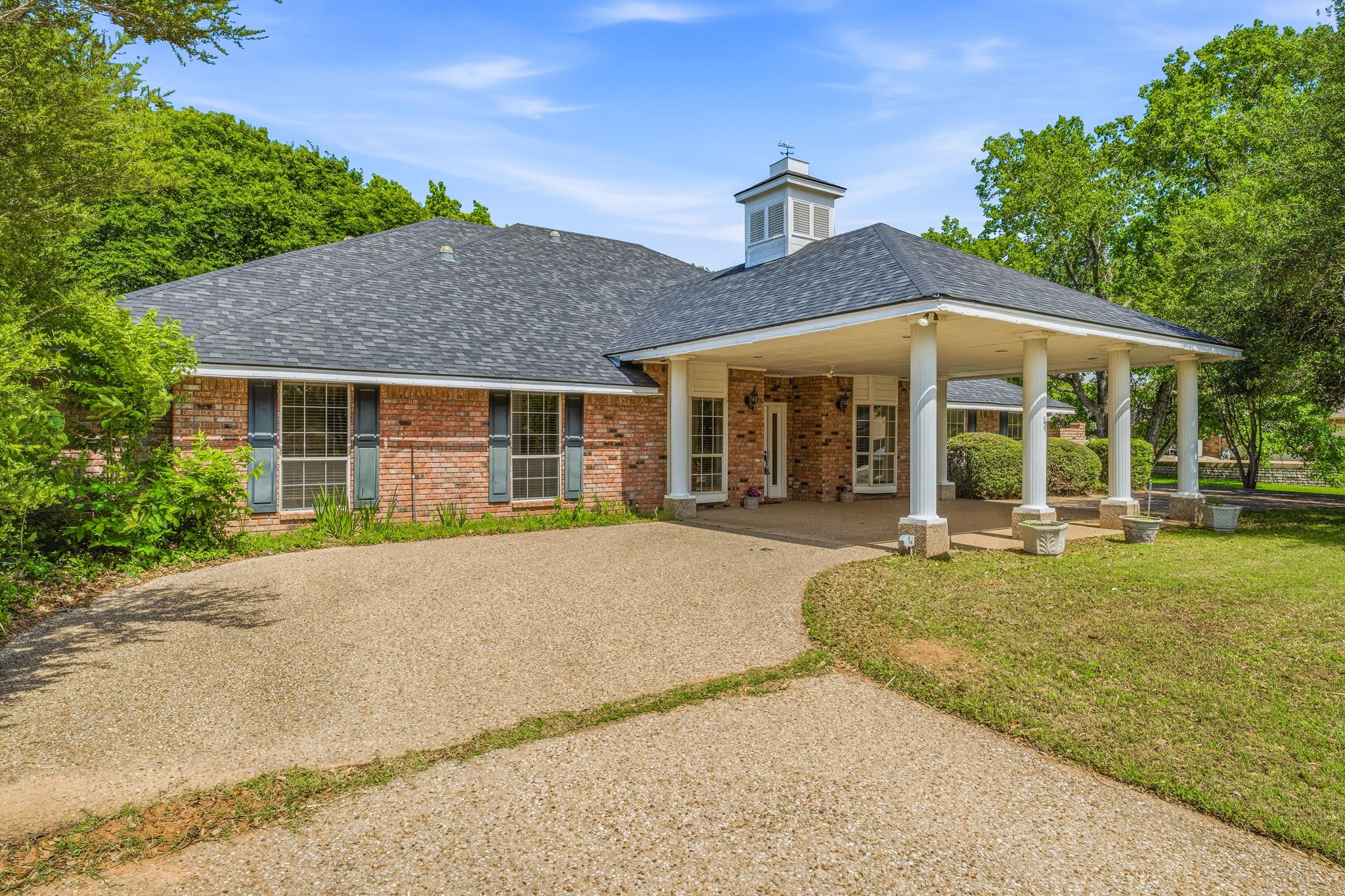 6414 Buena Vista Drive Granbury TX 76049