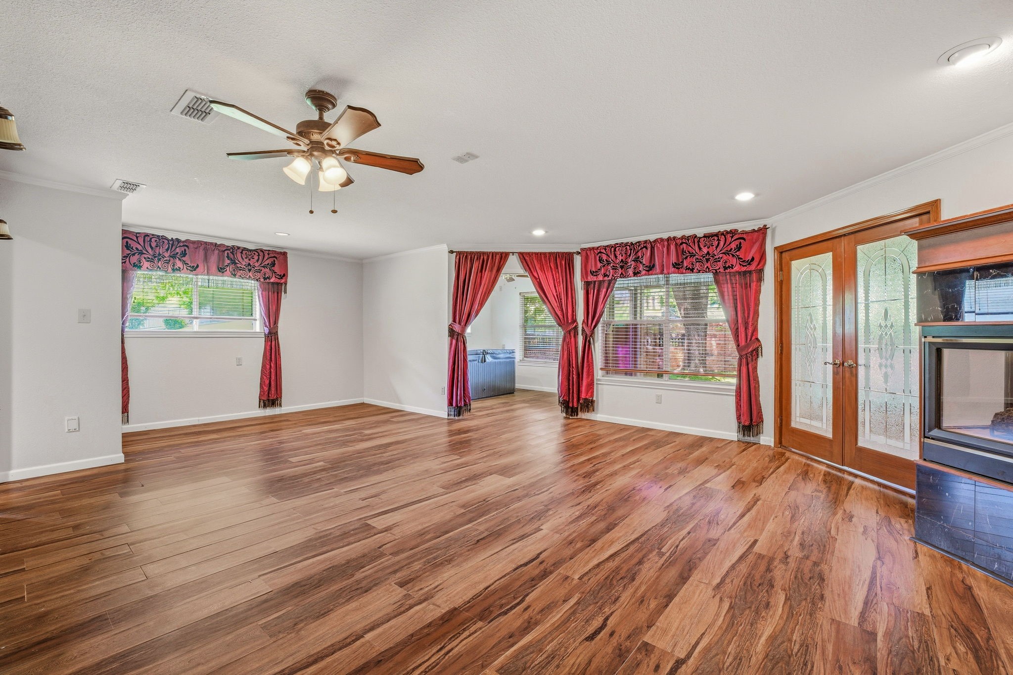 6414 Buena Vista Drive Granbury TX 76049