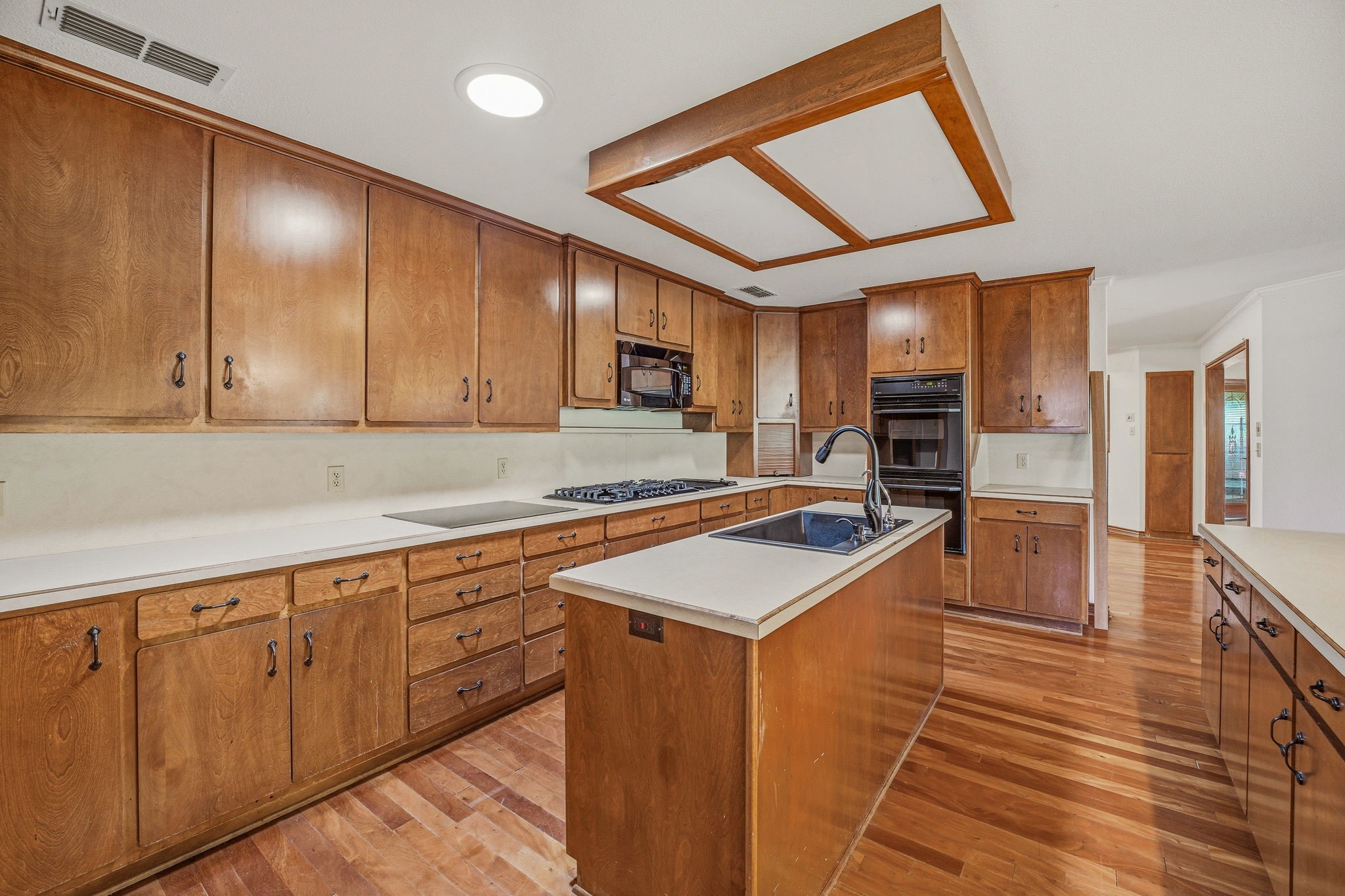 6414 Buena Vista Drive Granbury TX 76049
