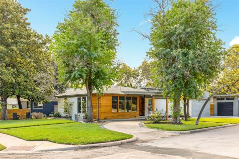 553 Aqua Drive Dallas TX 75218