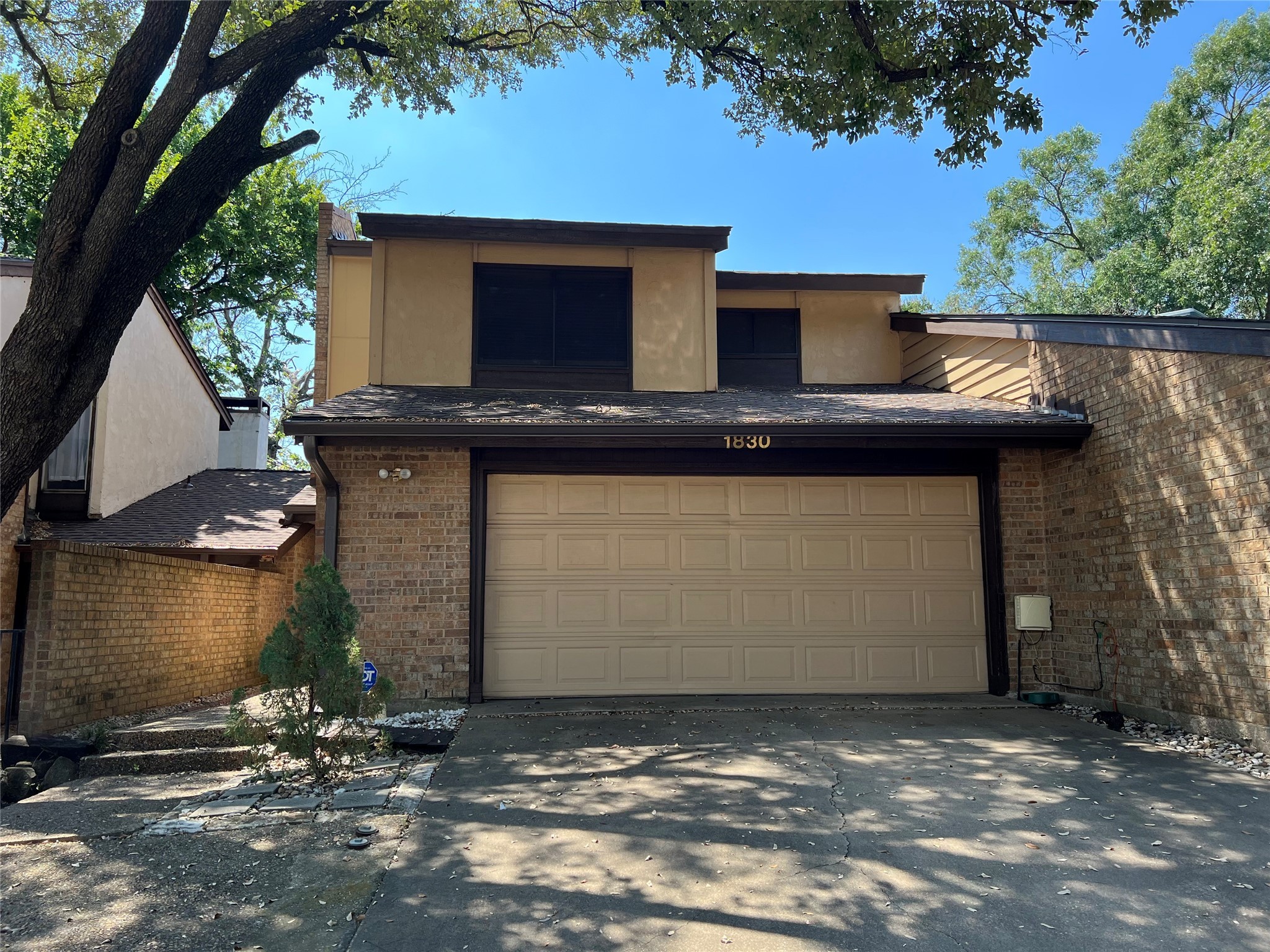 1830 Highbrook Court Garland TX 75044