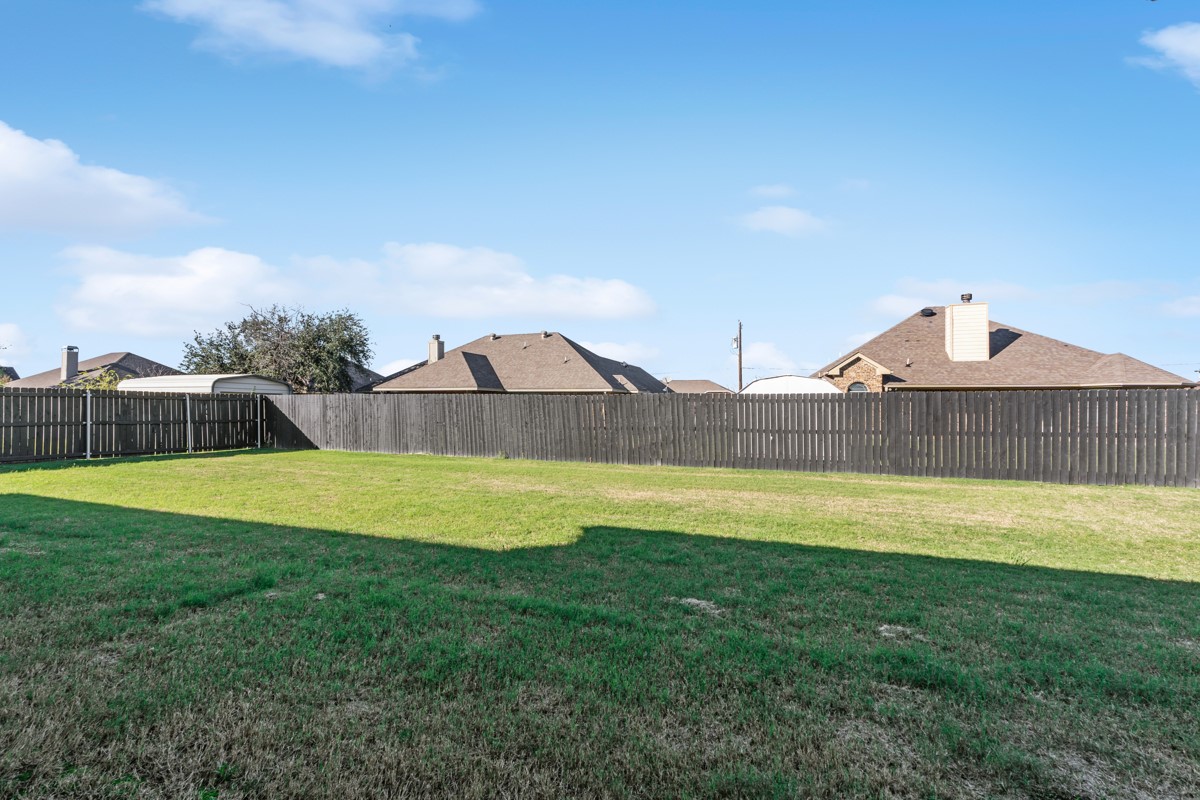 312 James Street Mabank TX 75147