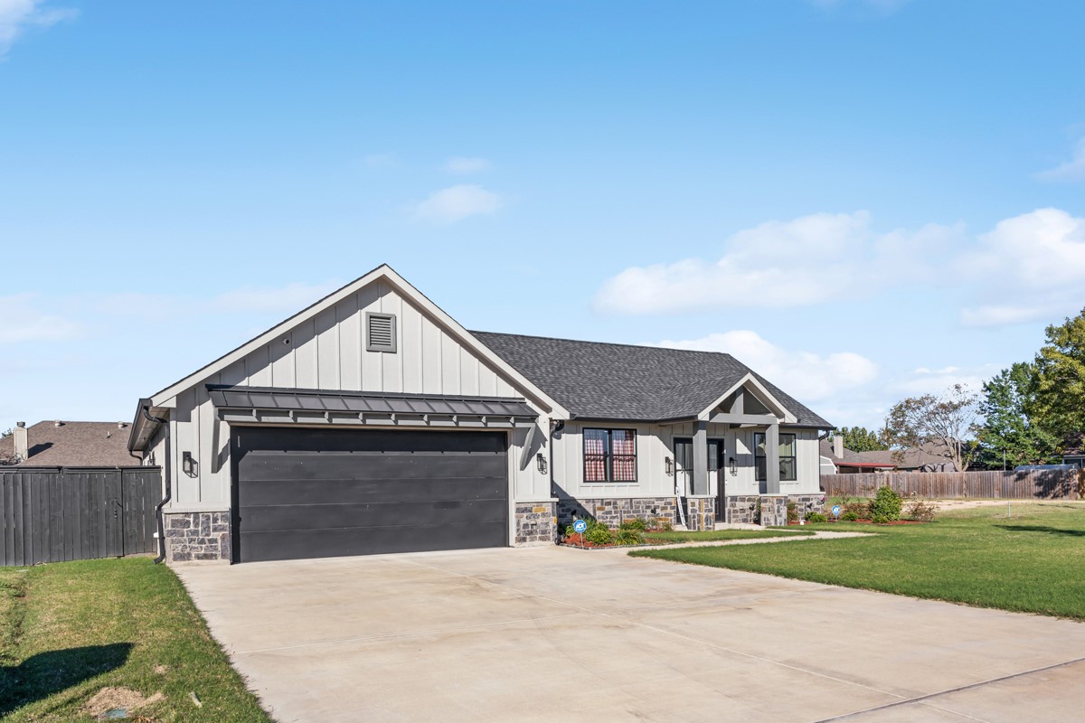 312 James Street Mabank TX 75147