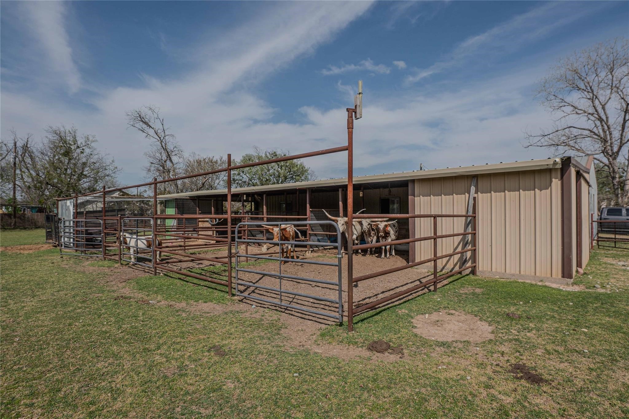 900 Silver Creek Azle Road Azle TX 76020