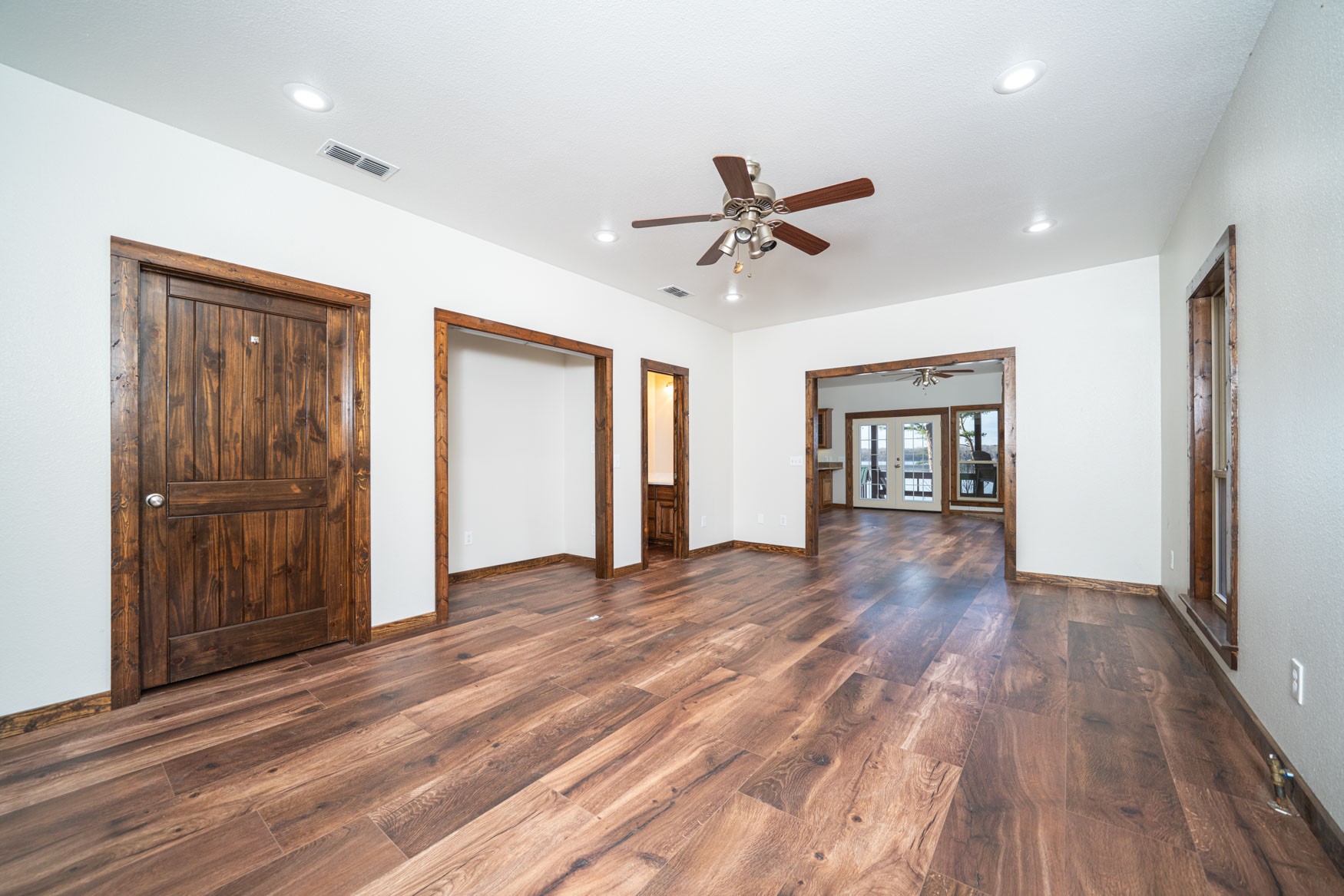 410 Private Road 52426 Leesburg TX 75451
