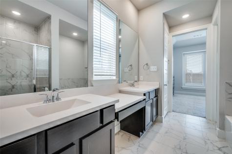 4713 Honeysuckle Court Aubrey TX 76227