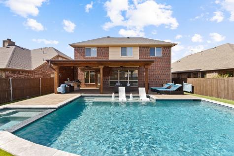 724 Marietta Lane Aubrey TX 76227