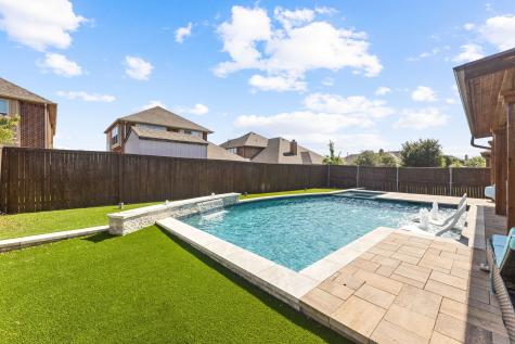 724 Marietta Lane Aubrey TX 76227
