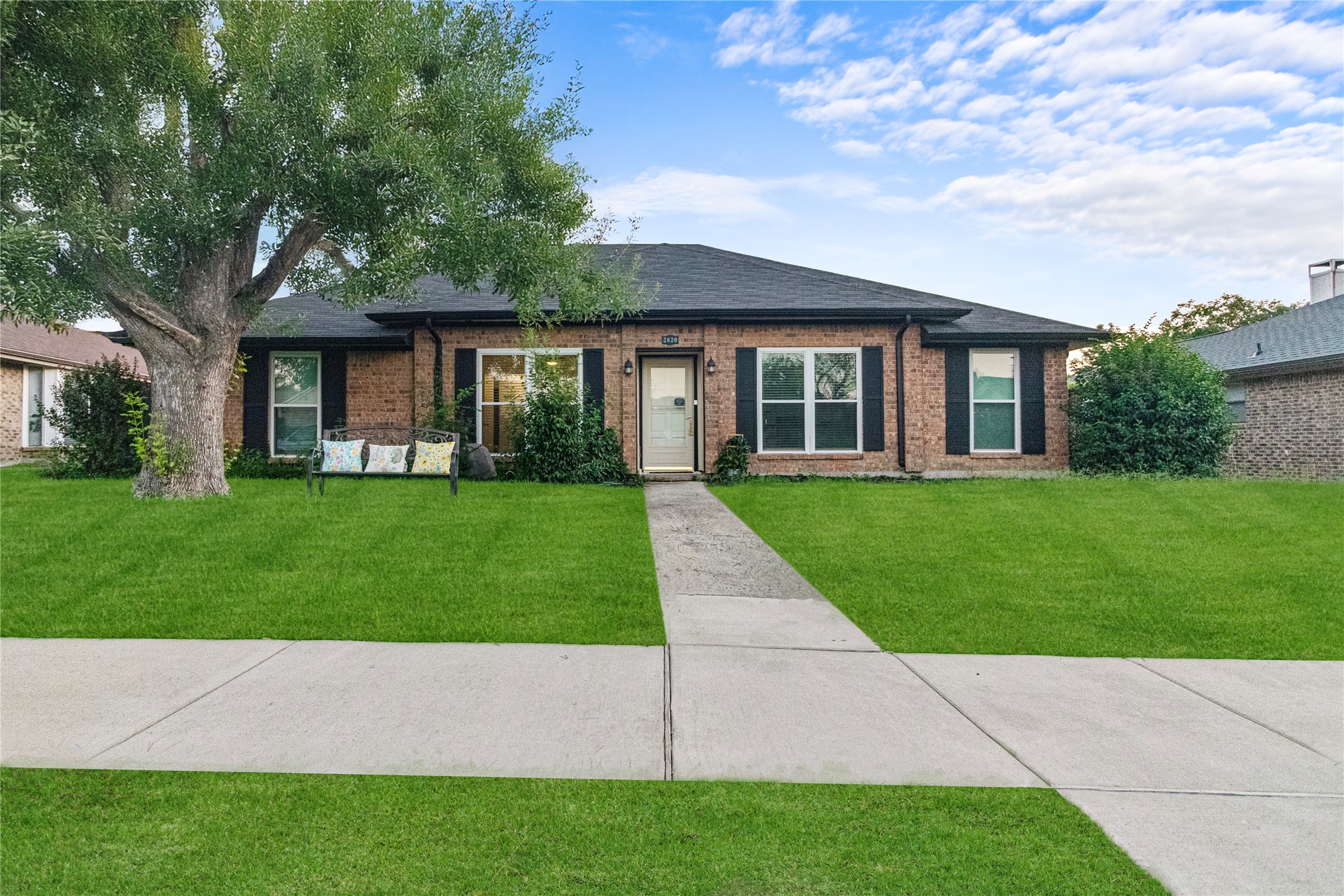 2620 Carmel Drive Carrollton TX 75006