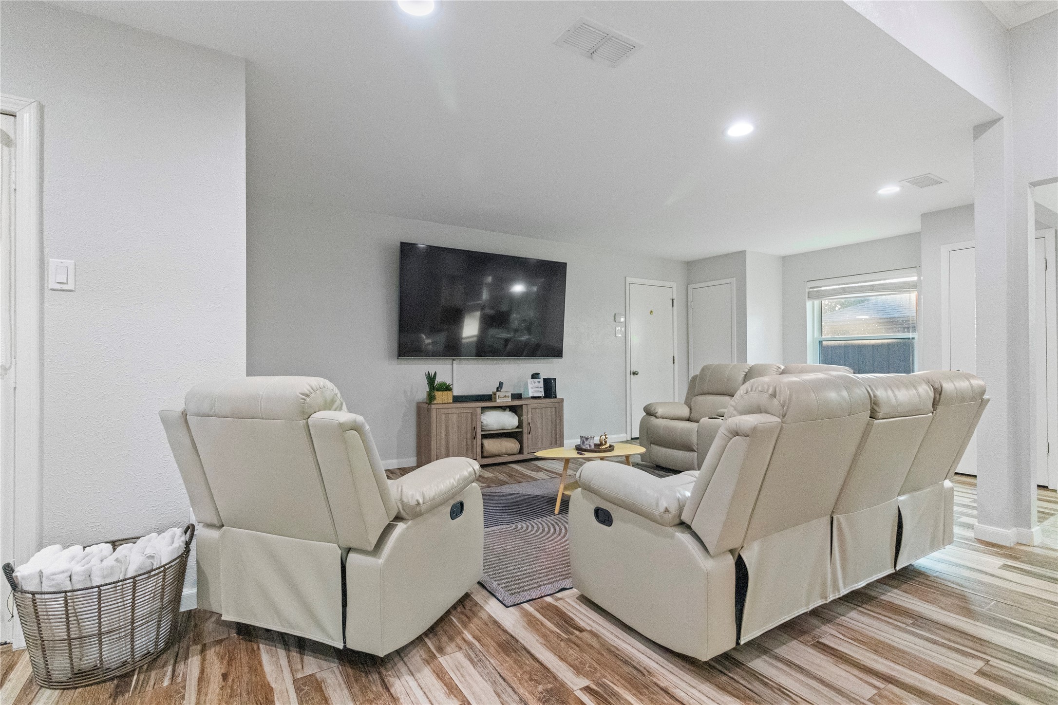 2620 Carmel Drive Carrollton TX 75006