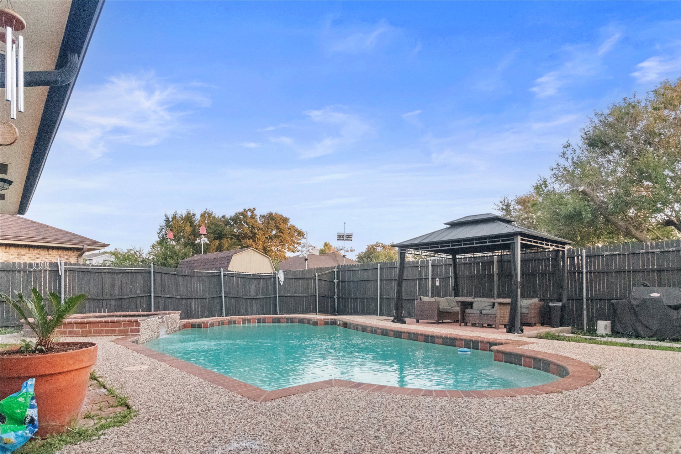 2620 Carmel Drive Carrollton TX 75006