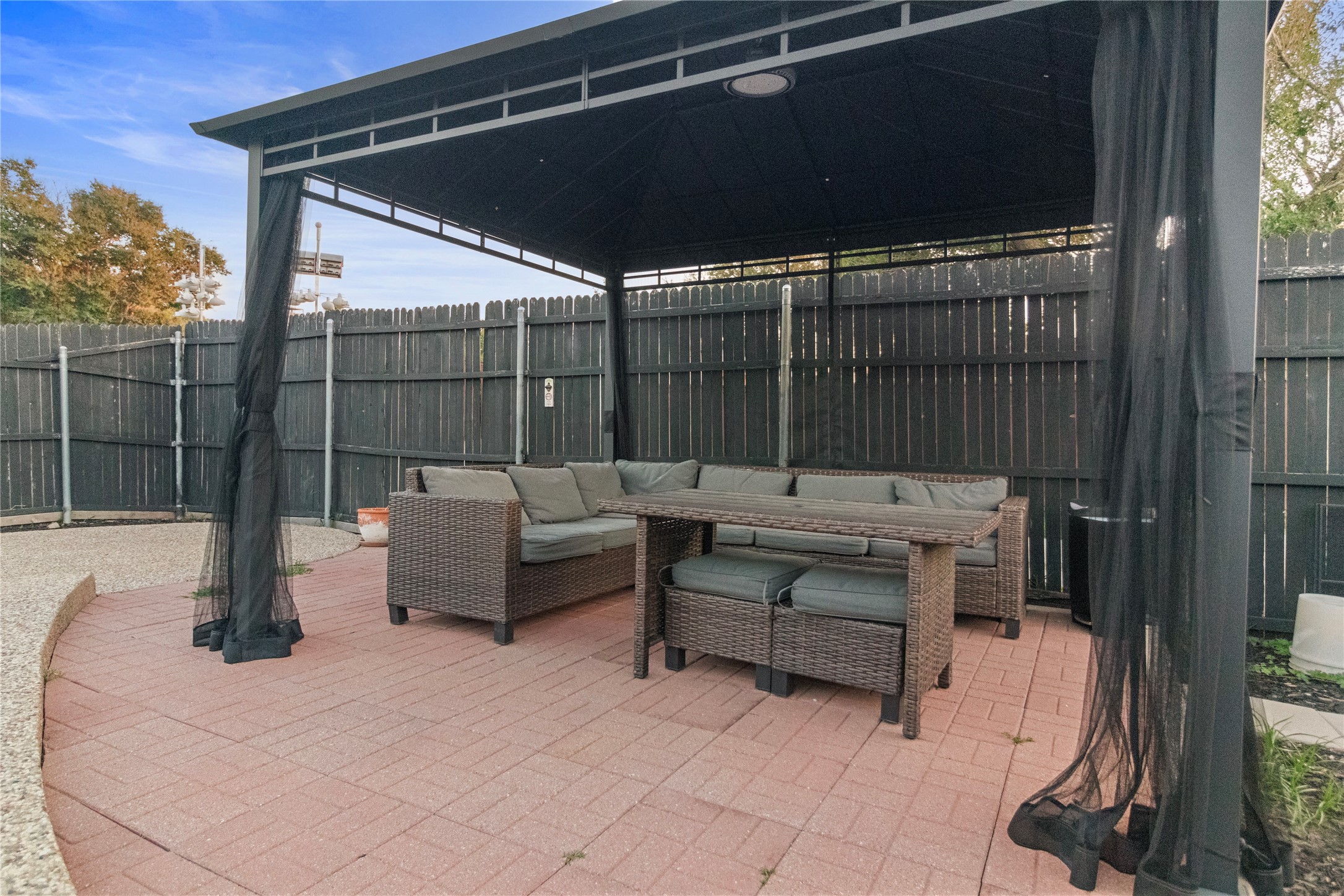 2620 Carmel Drive Carrollton TX 75006