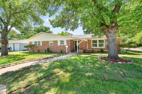 2133 Williams Place Fort Worth TX 76111