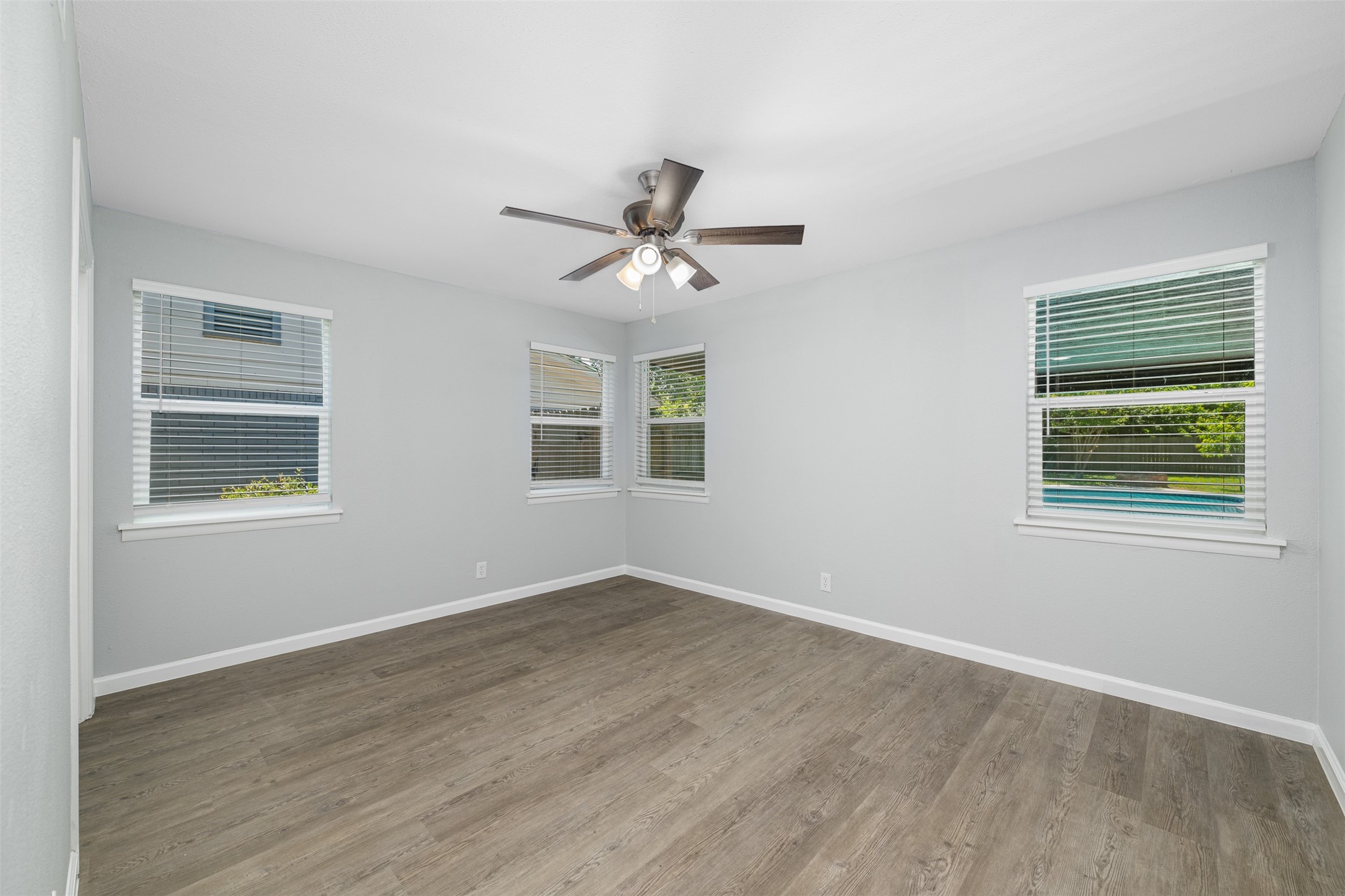 2133 Williams Place Fort Worth TX 76111