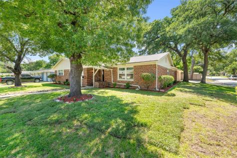 2133 Williams Place Fort Worth TX 76111