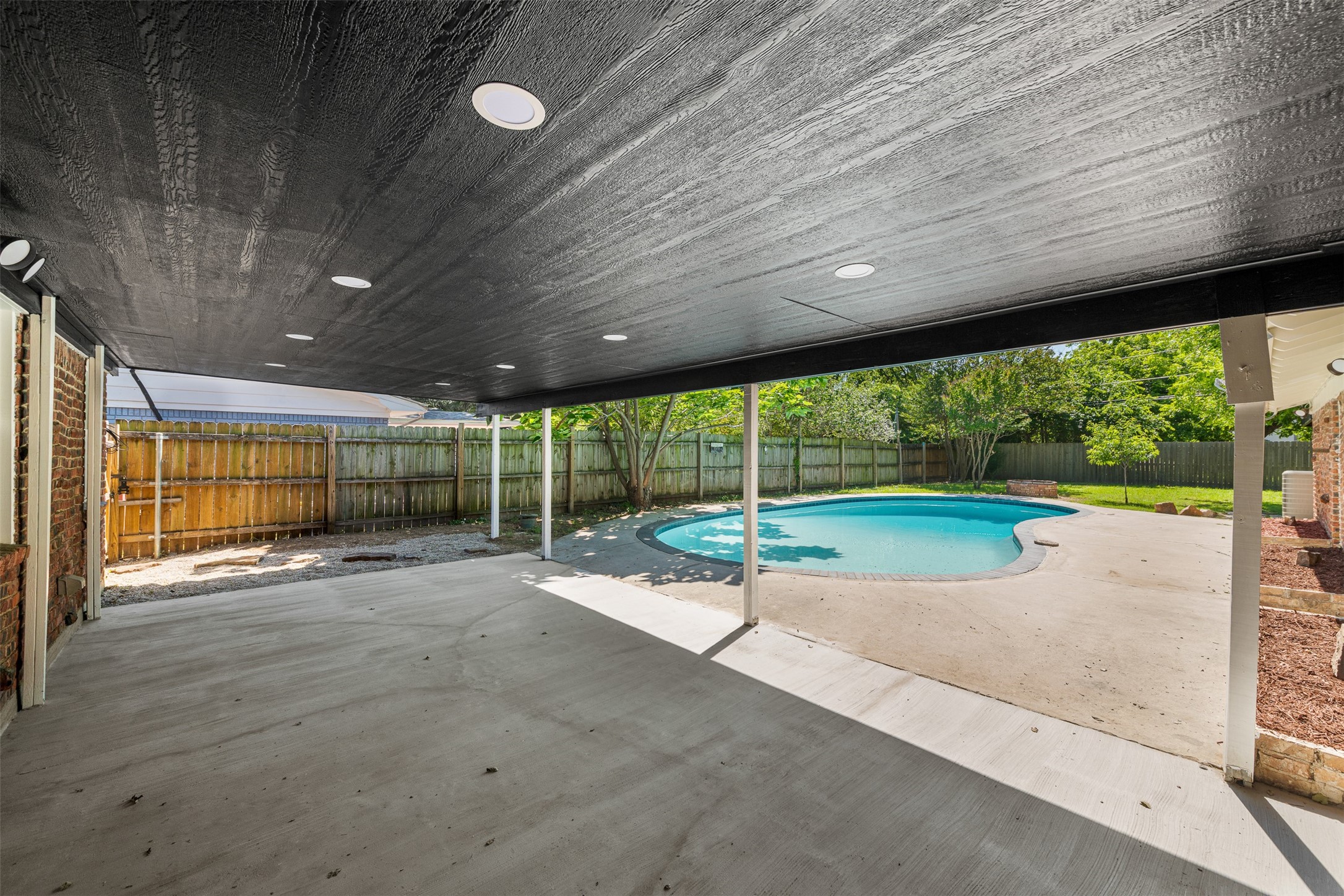 2133 Williams Place Fort Worth TX 76111