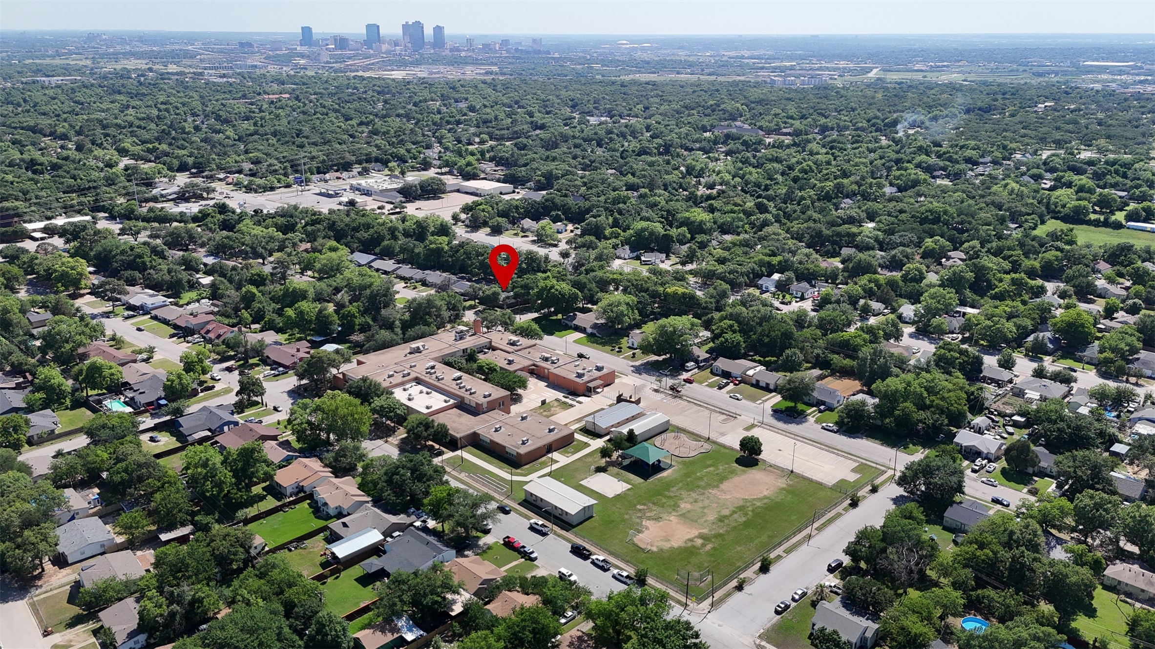 2133 Williams Place Fort Worth TX 76111