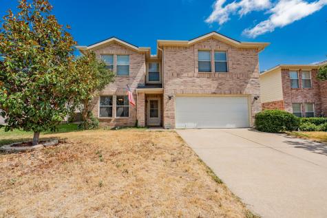 1056 Silver Spur Lane Fort Worth TX 76179
