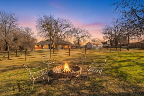 144 Howard Newby Lane Springtown TX 76082