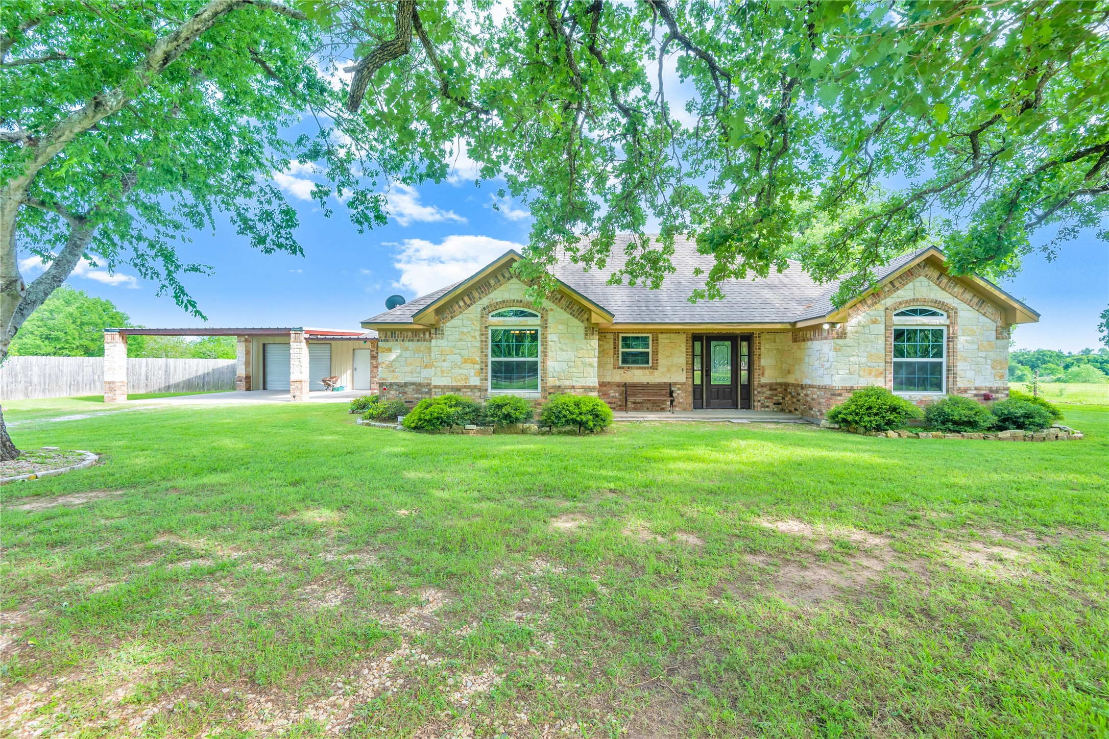 2229 Highway 164 E Groesbeck TX 76642
