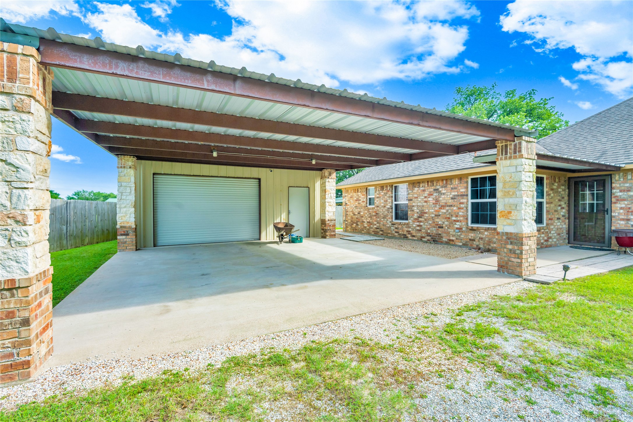 2229 Highway 164 E Groesbeck TX 76642