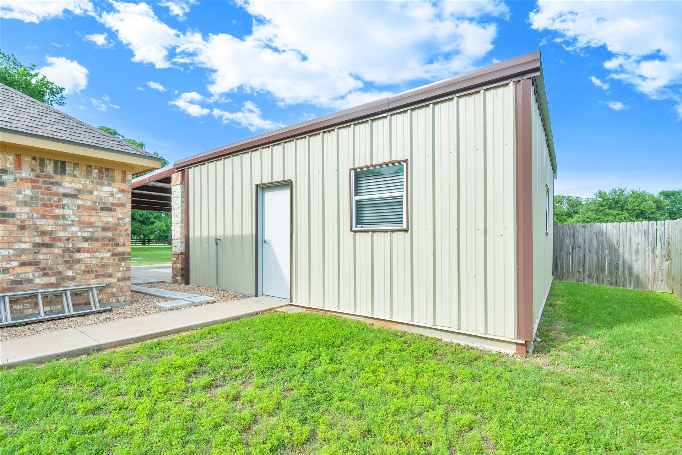 2229 Highway 164 E Groesbeck TX 76642