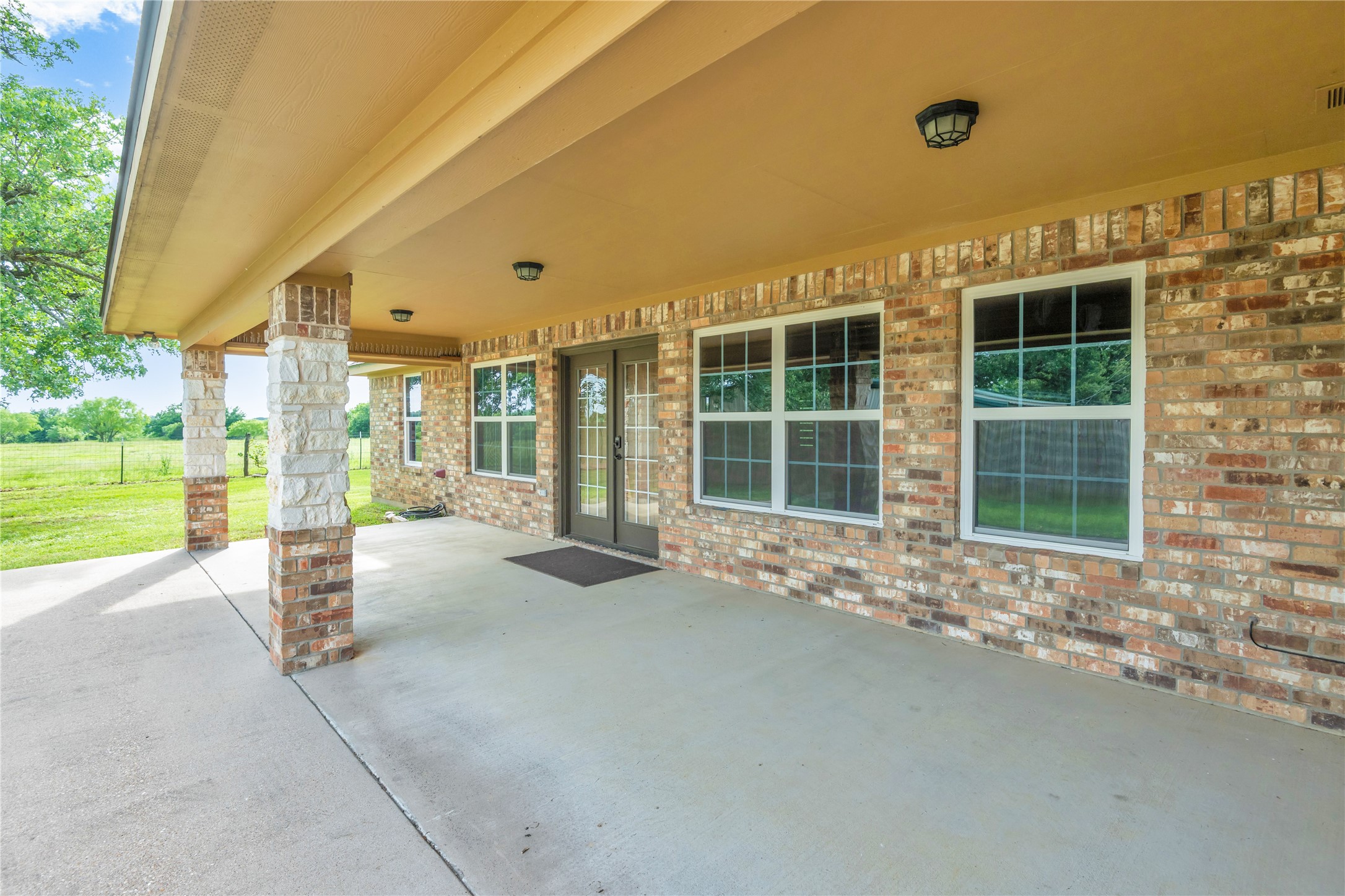 2229 Highway 164 E Groesbeck TX 76642
