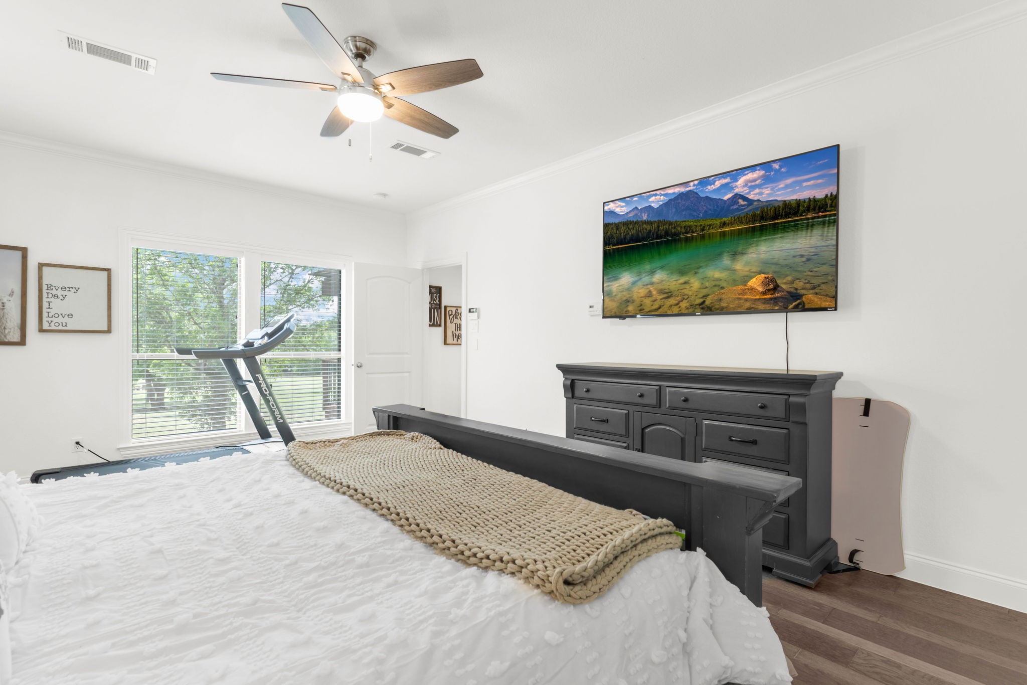 111 Whispering Winds Drive Gunter TX 75058